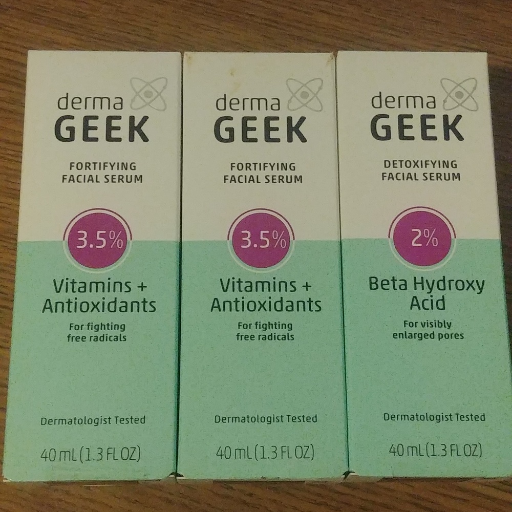 Derma Geek vitamin serum and BHA bundle
